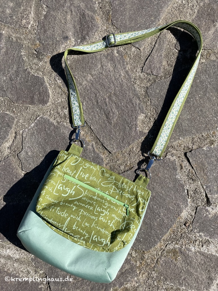 Vollansicht Tasche Blubb