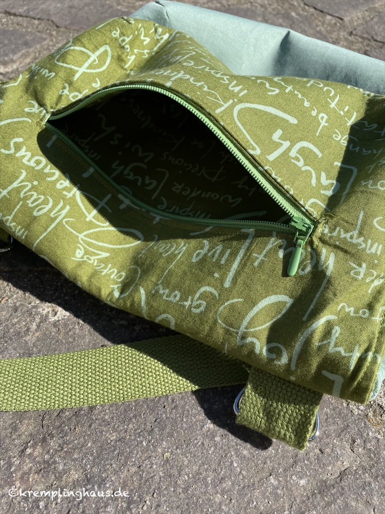 Außentasche auf Taschenklappe